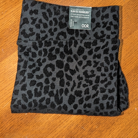 Torrid pixie pant - Picture 2 of 3